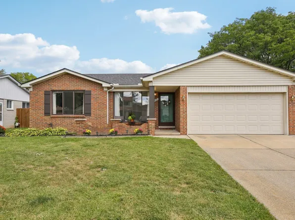 40428 Santoni Dr, Clinton Township, MI 48038