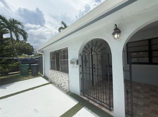 8805 SW 43rd Ter, Miami, FL 33165