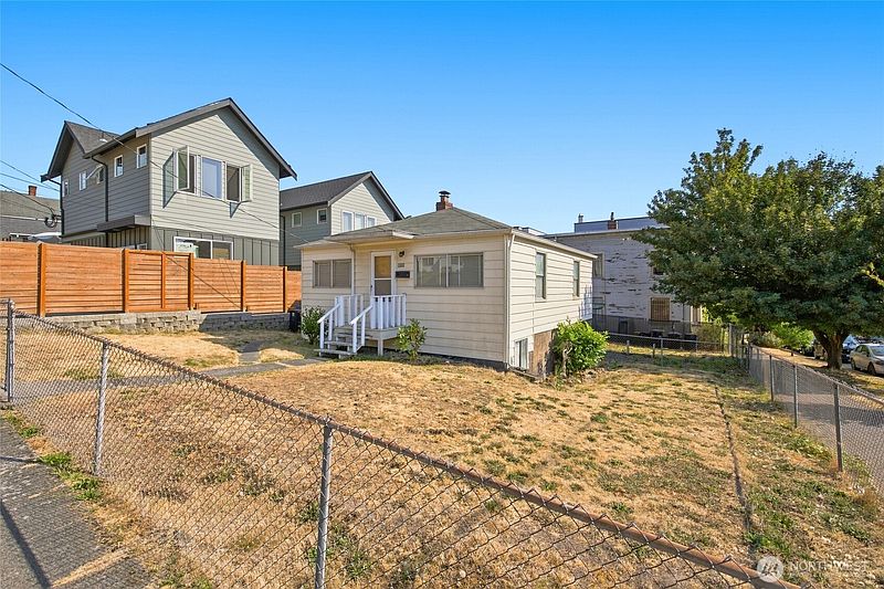4th image of 1403 E Alder Street
