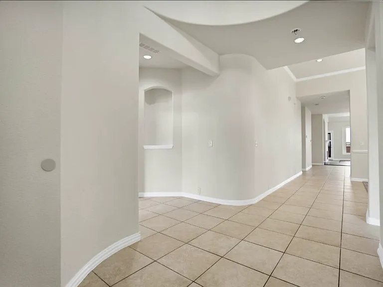 11036 Coralberry Dr — Photo 4