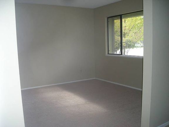 5th image of 5843 Bell Hill Dr