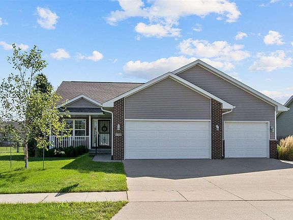 3rd image of 130 Cattail Ln