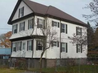 31 Sycamore St #1, Fairhaven, MA 02719