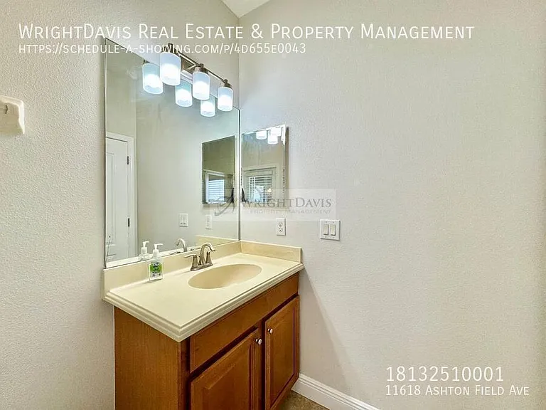 11618 Ashton Field Ave — Photo 18