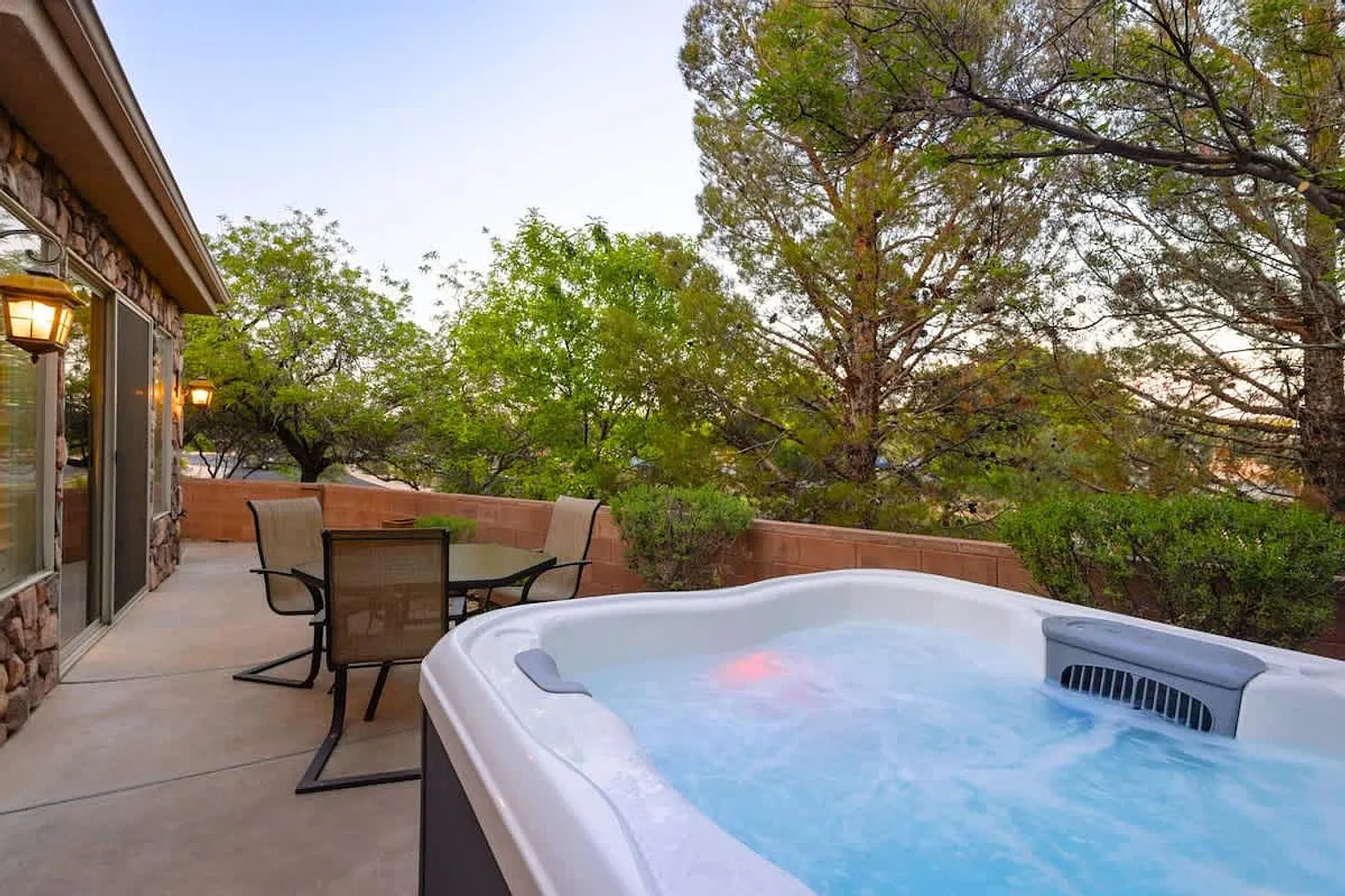 3 bed, 2.0 bath, 1937 sqft, $3,575 — Photo 4