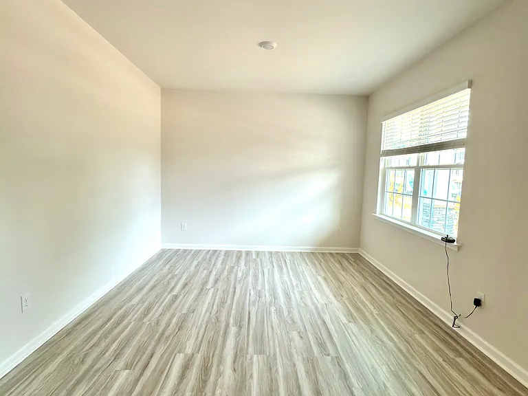 123 Pecan Grove Ln — Photo 23