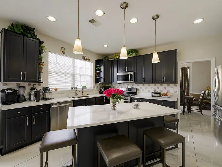 601 Crossover Ct — Photo 16