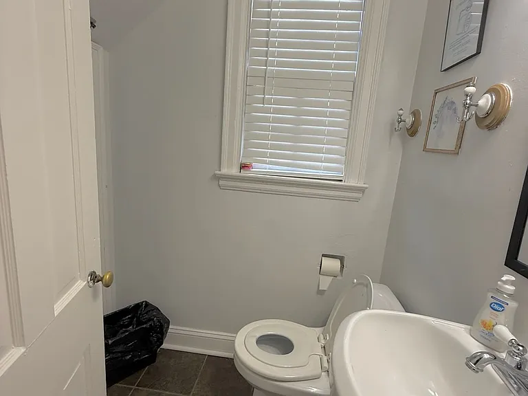 2041 Saint Charles Ave — Photo 4