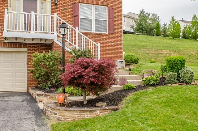 2nd image of 16607 Kennedy Cir