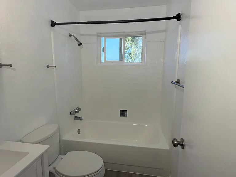 193 Ramona St #3 — Photo 10