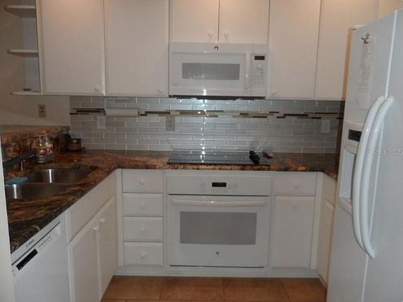 3rd image of 29147 Bay Hollow Dr APT 3222