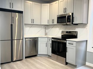 552 Congress St #2F, Troy, NY 12180
