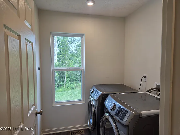 108 Strawberry Field Dr — Photo 12