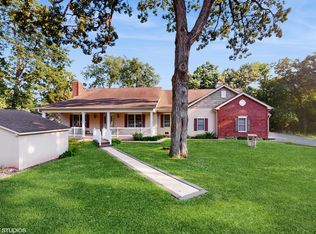 1513 Berwyn St, Spring Grove, IL 60081