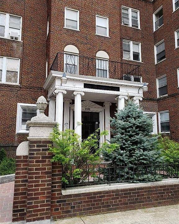1st image of 2195 E 22nd St APT 3C