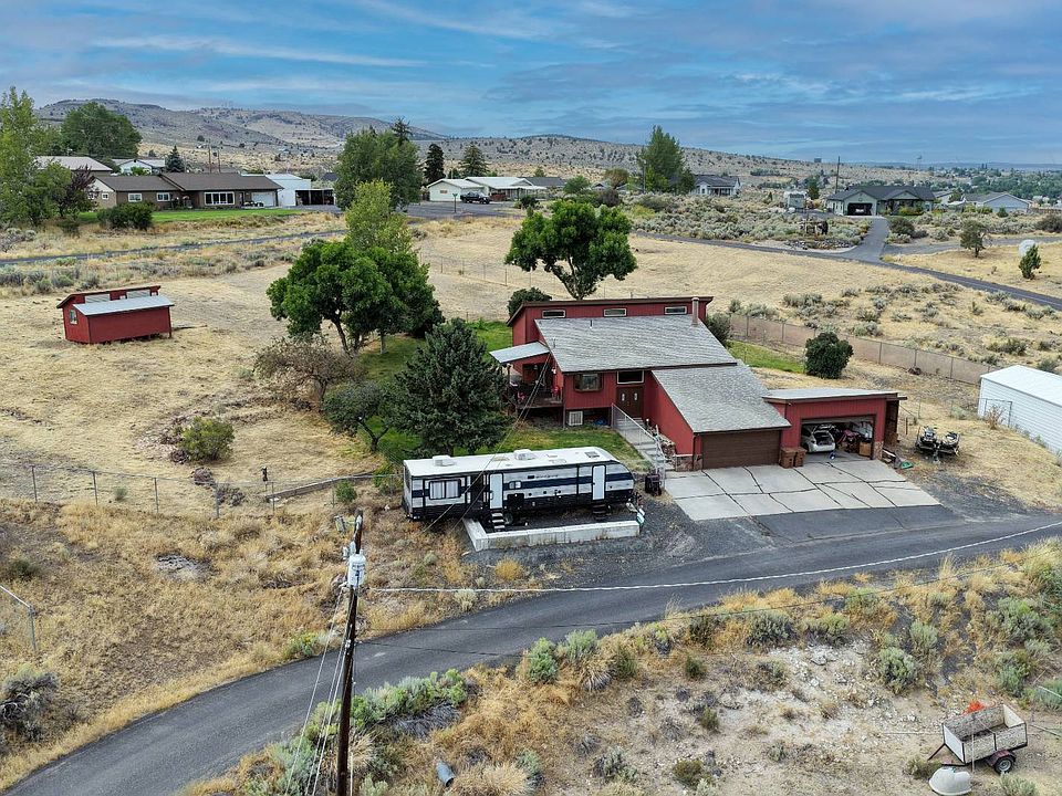 1st image of 29624 Squire Dr