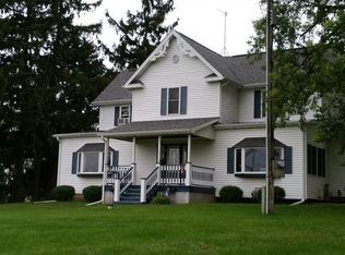 11021 N Leaf River Rd, Leaf River, IL 61047