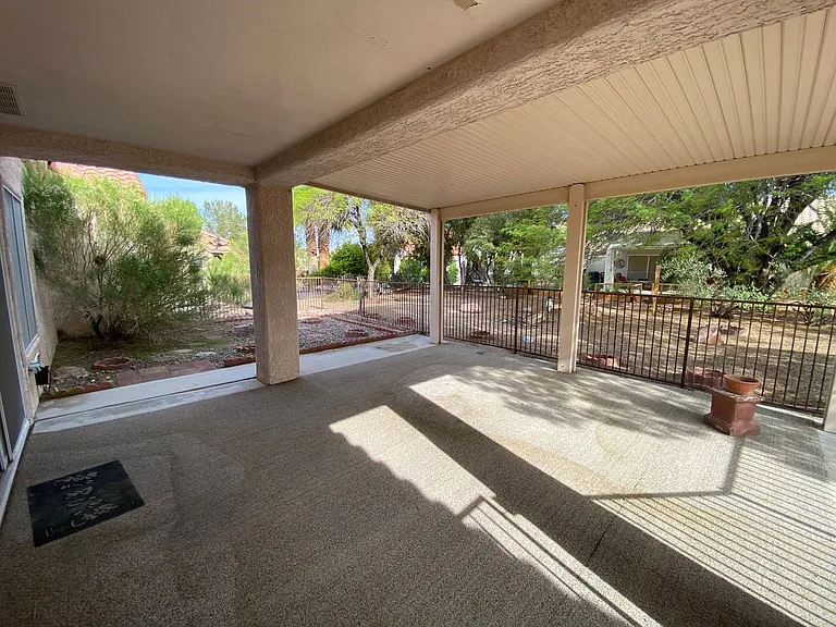 8917 Villa Ridge Dr — Photo 11