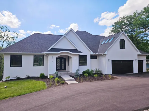 15 Stubbs Bay Rd, Maple Plain, MN 55359