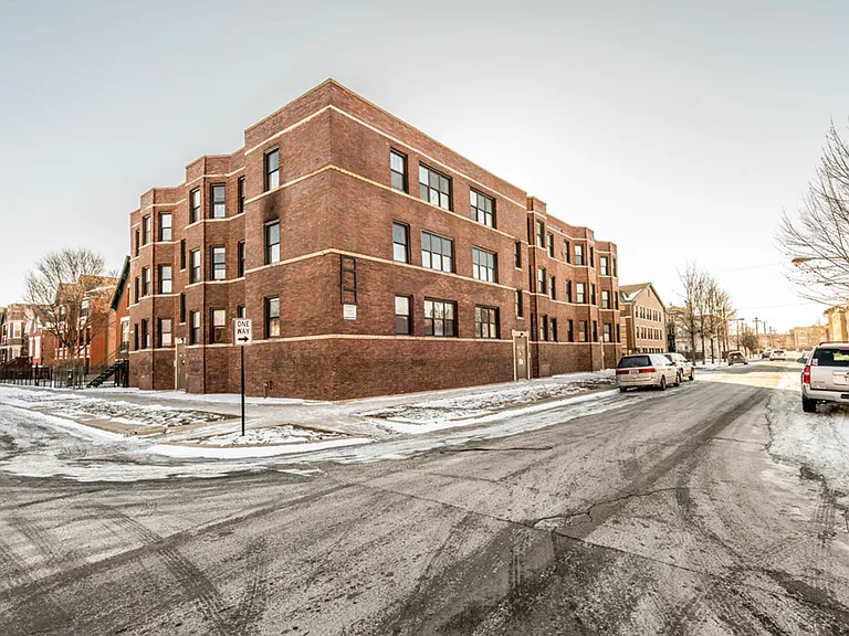 705 S Lawndale — Photo 10