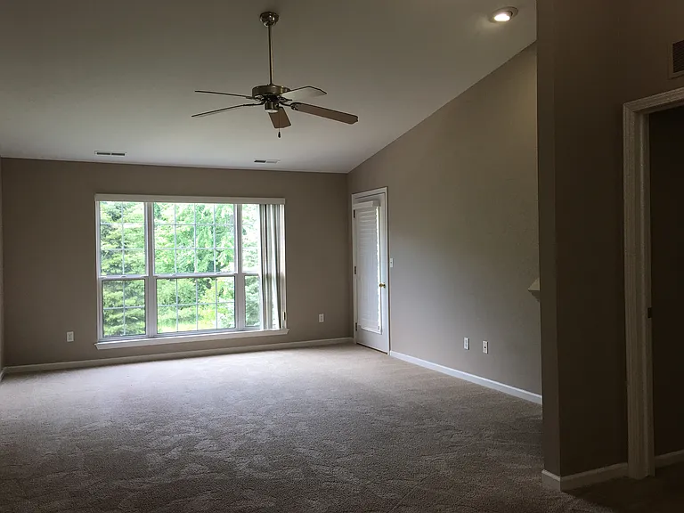 20209 Chesapeake Cir — Photo 41