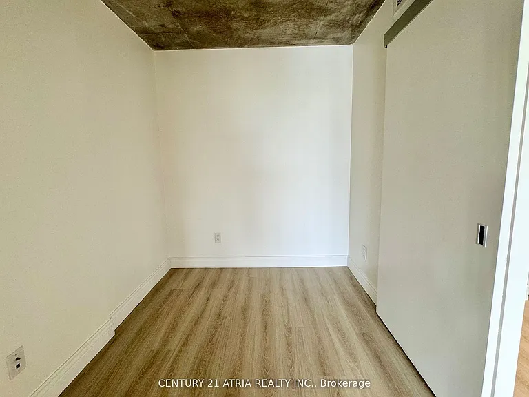 8 Hillsdale Ave E #731 — Photo 16