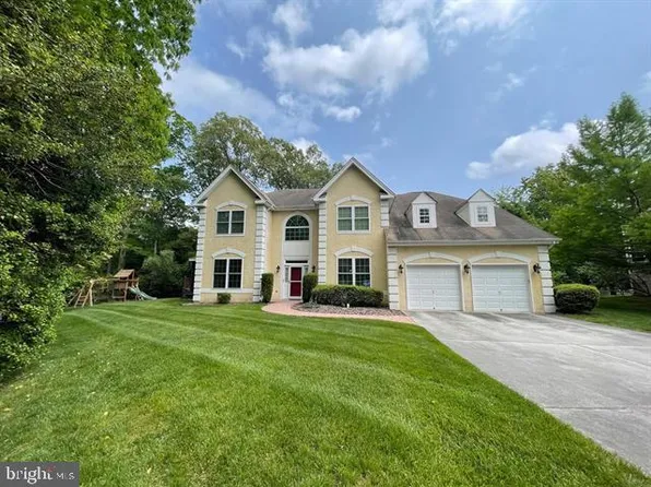 115 Julie Dr, Northfield, NJ 08225