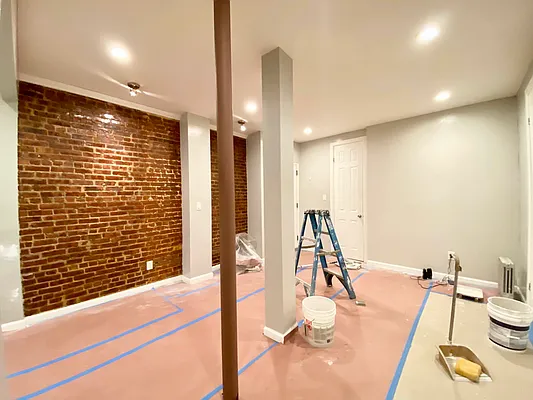 Rented by Bruma Realty LLC | media 6