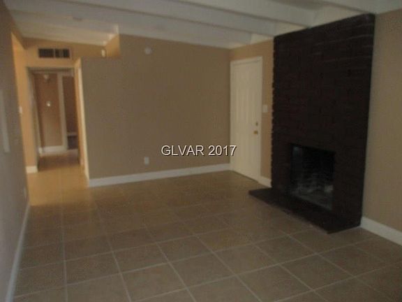 5th image of 365 Upland Blvd #0