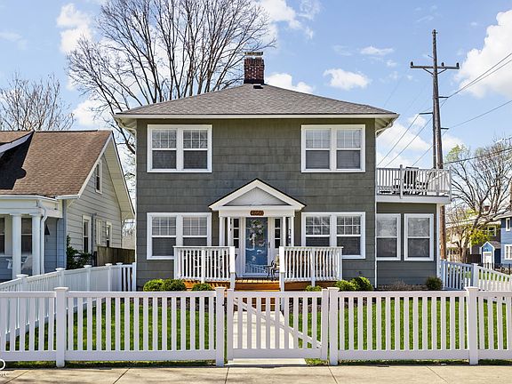3rd image of 4850 Guilford Ave