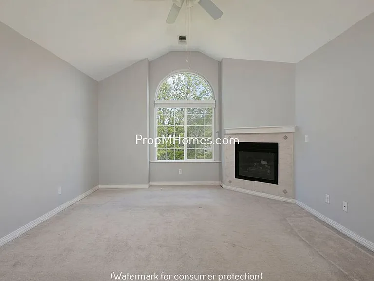 16059 NW Energia St — Photo 13