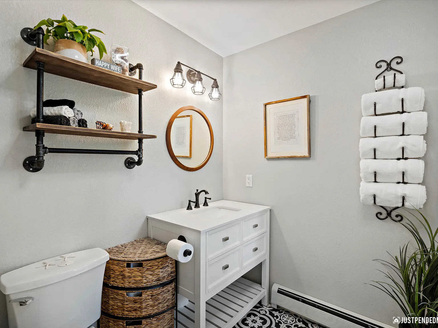 1 bed, 700 sqft, $2,300 — Photo 3