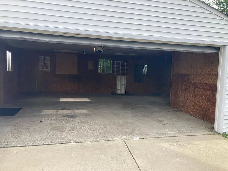 144 McCraw Dr — Photo 6