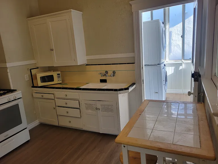 4024 5th St #1R — Photo 5