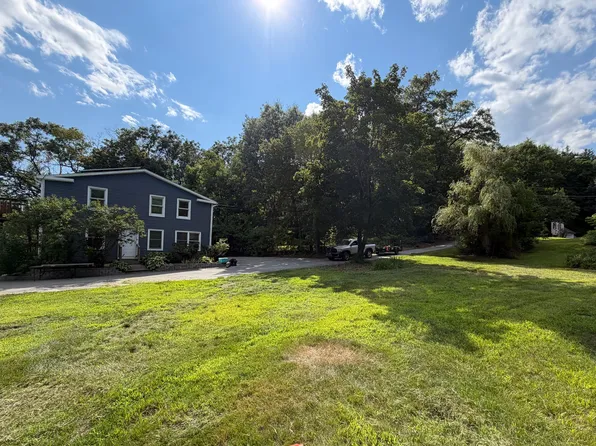 73 Carter St, Lancaster, MA 01523