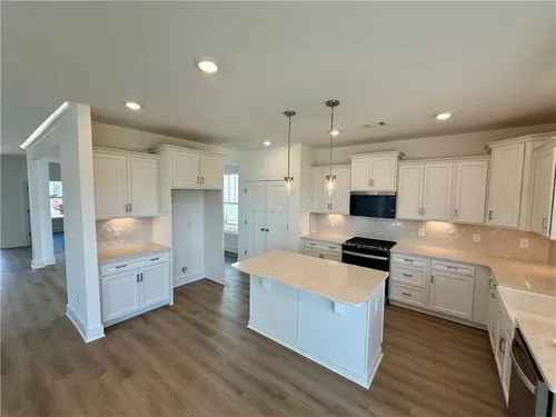237 Founders Blvd Photo 1