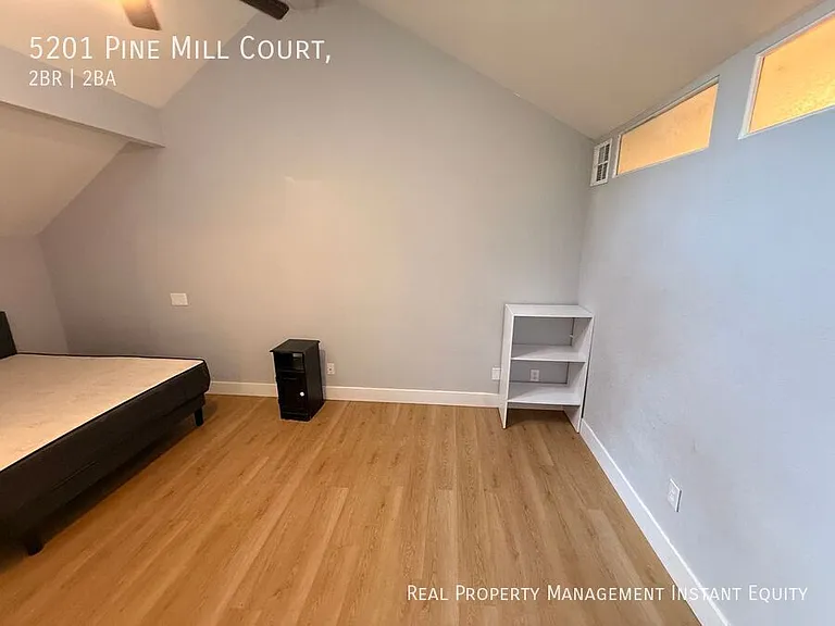 5201 Pine Mill Ct — Photo 17