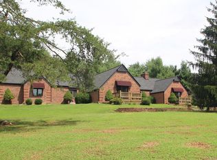 1115 Oakenshaw Dr, Lanesville, IN 47136