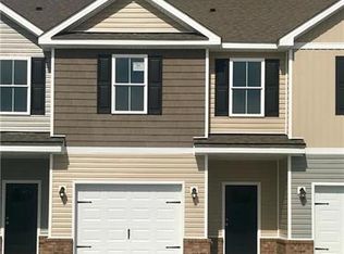 121 Horizon Ln, Richmond Hill, GA 31324