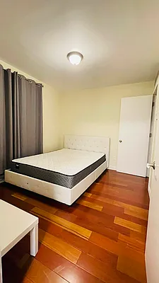 Rented by E Realty International Corp | media 3