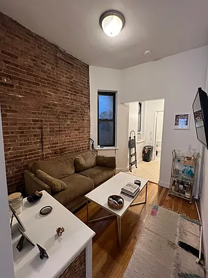 Rented by CitySites Real Estate Group | media 10