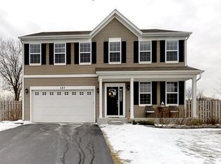 147 Fen View Cir, Island Lake, IL 60042