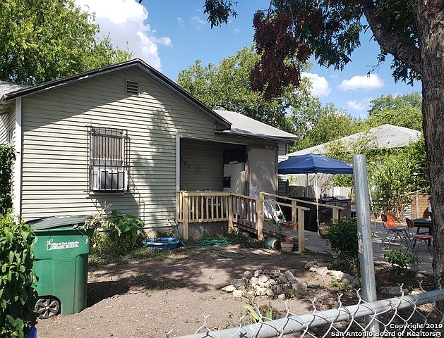 1st image of 251 Rollins Ave