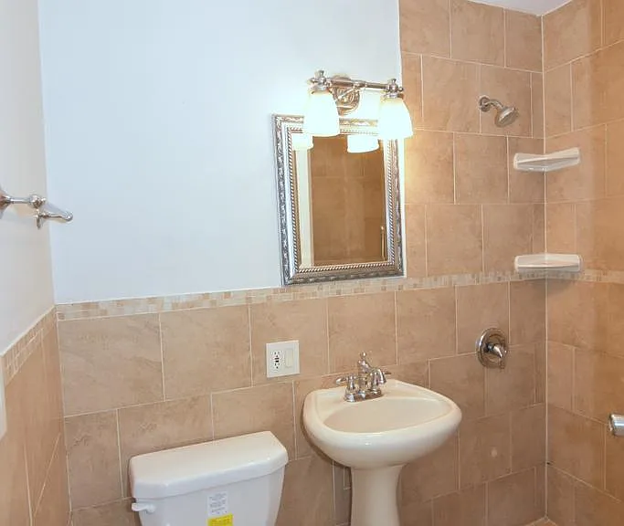 116 Center Rd — Photo 9