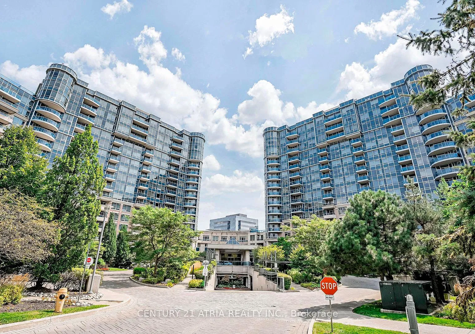 2 bed, $2,500 — Photo 1