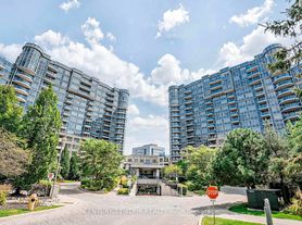 33 Cox Blvd