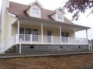 371 Edwards Rd, Crab Orchard, KY 40419