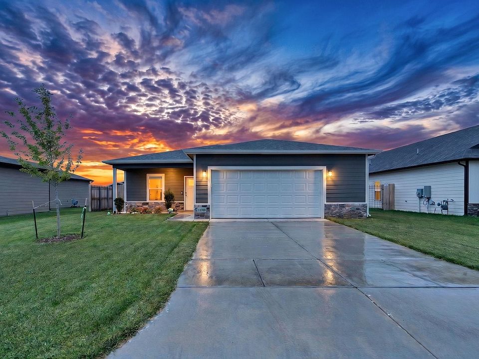 1st image of 11709 W Scarlett Ct