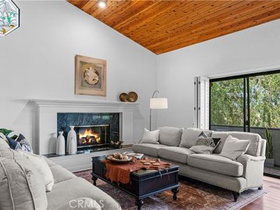 2441 Lyric Ave, Los Angeles, CA, 90027