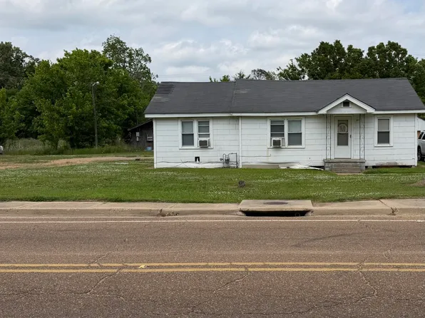 2011 Carrollton Ave, Greenwood, MS 38930